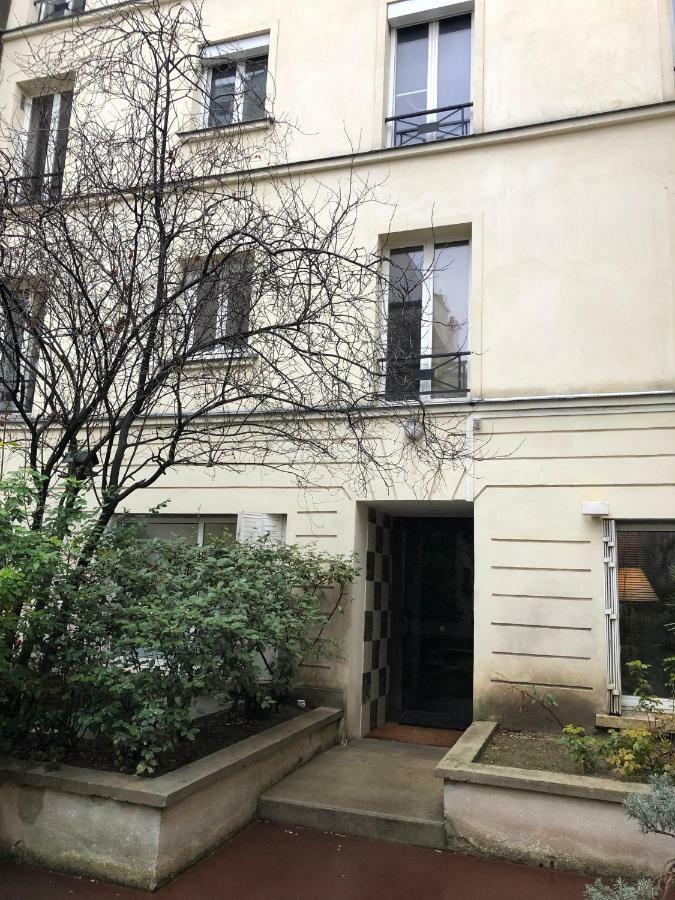 23 Rue De La Chapelle Apartment Paris Exterior foto
